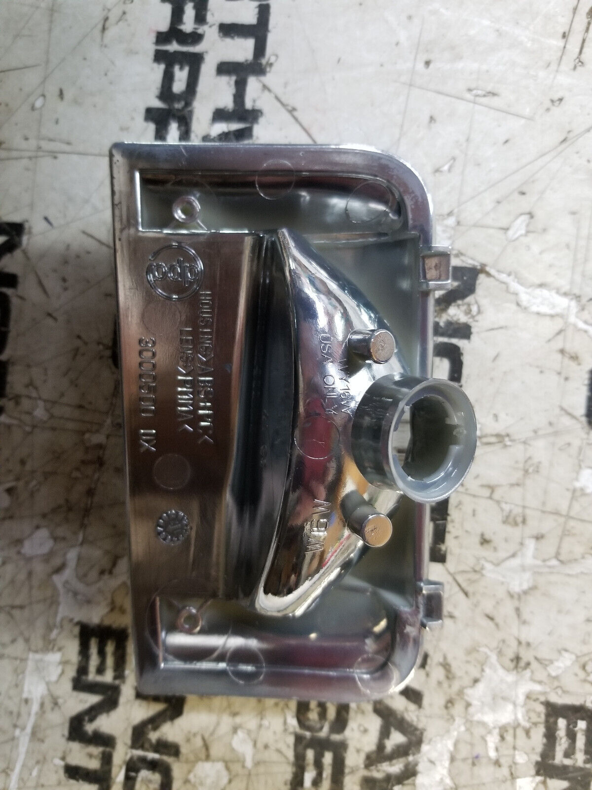 MOPAR SIDE MARKER LAMP 3000500DX