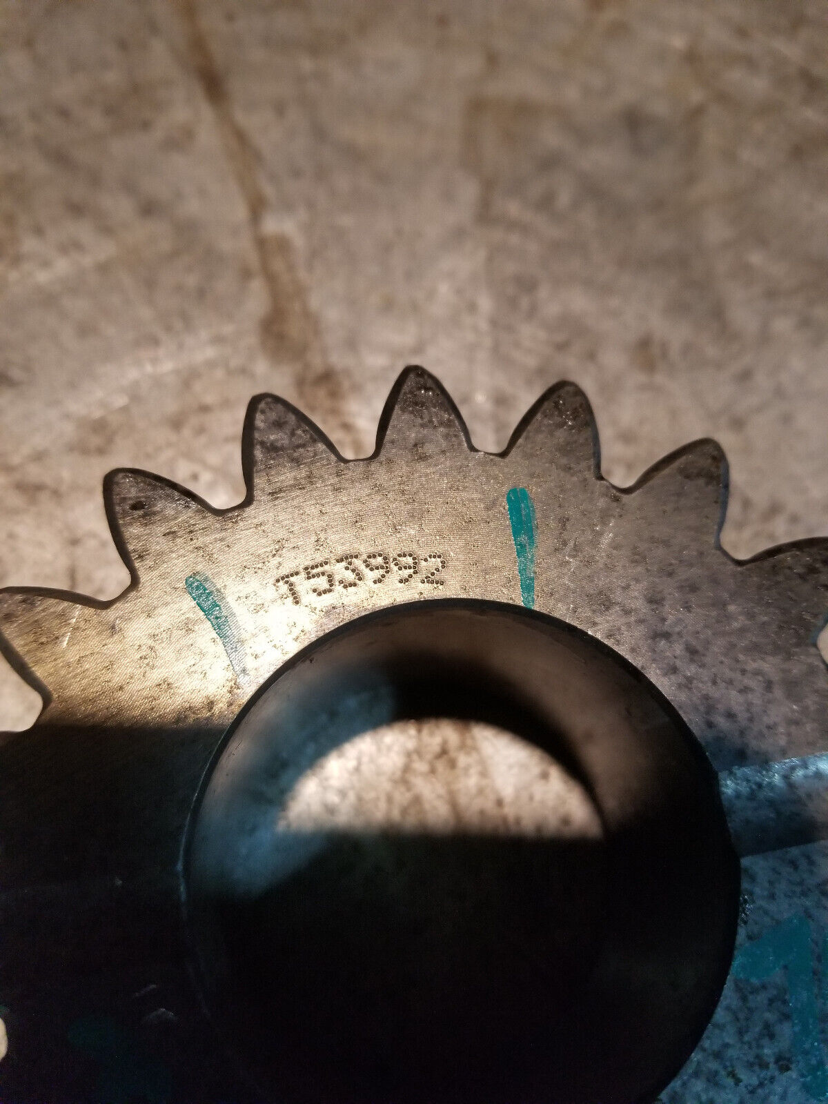 JOHN DEERE T53992 GEAR