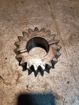 JOHN DEERE T53992 GEAR