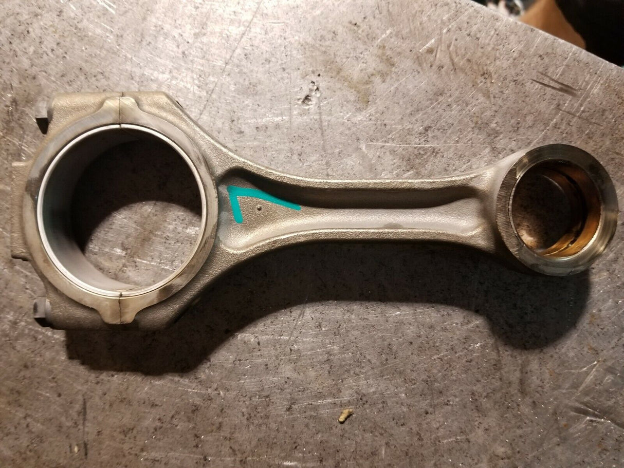 97326773 2001 - 2006 DURAMAX TURBO DIESEL 6.6 CONNECTING ROD LB7 LLY