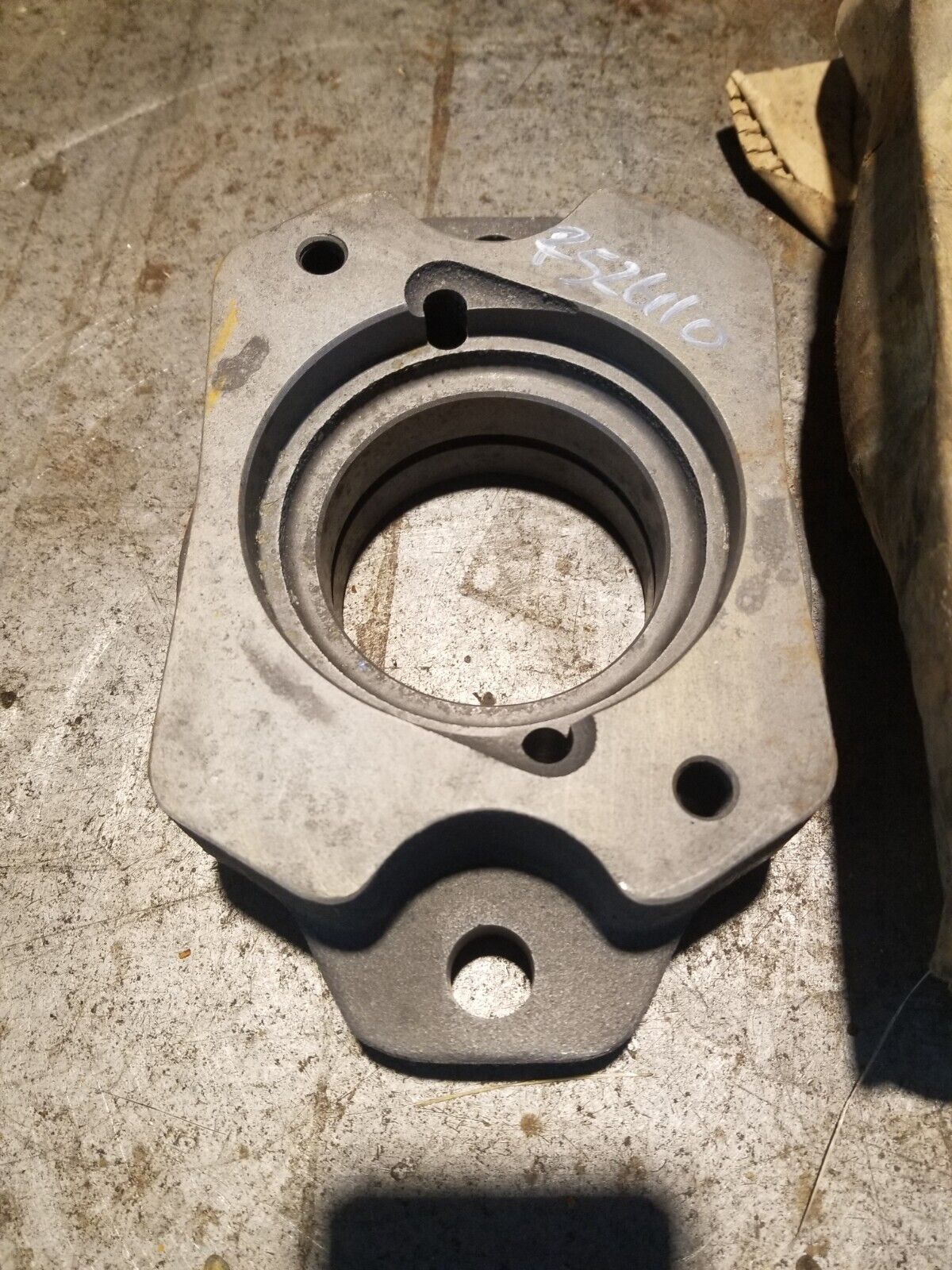 John Deere Housing - R526110