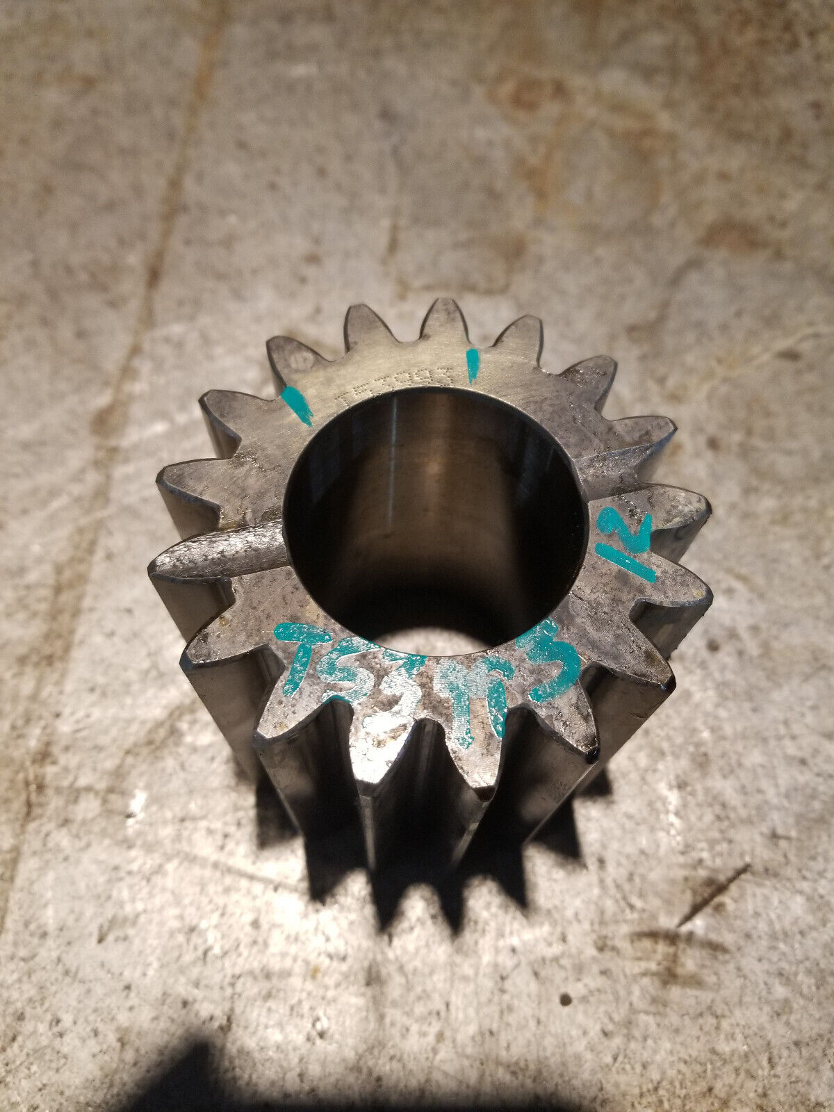 JOHN DEERE T53993 GEAR