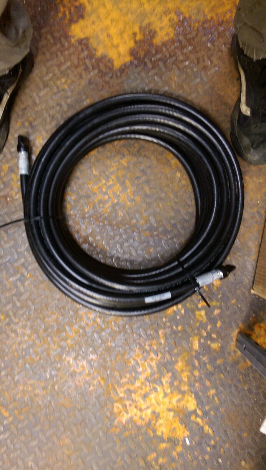 GENIE LIFT PART # 49130-71382GT - HOSE ASSY,3/8".STR FEM/STR FEM