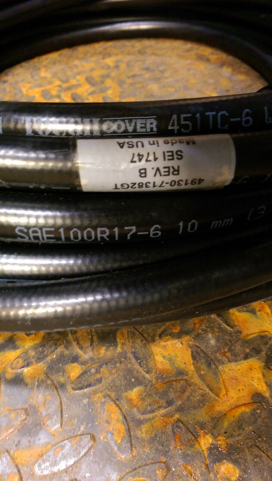 GENIE LIFT PART # 49130-71382GT - HOSE ASSY,3/8".STR FEM/STR FEM