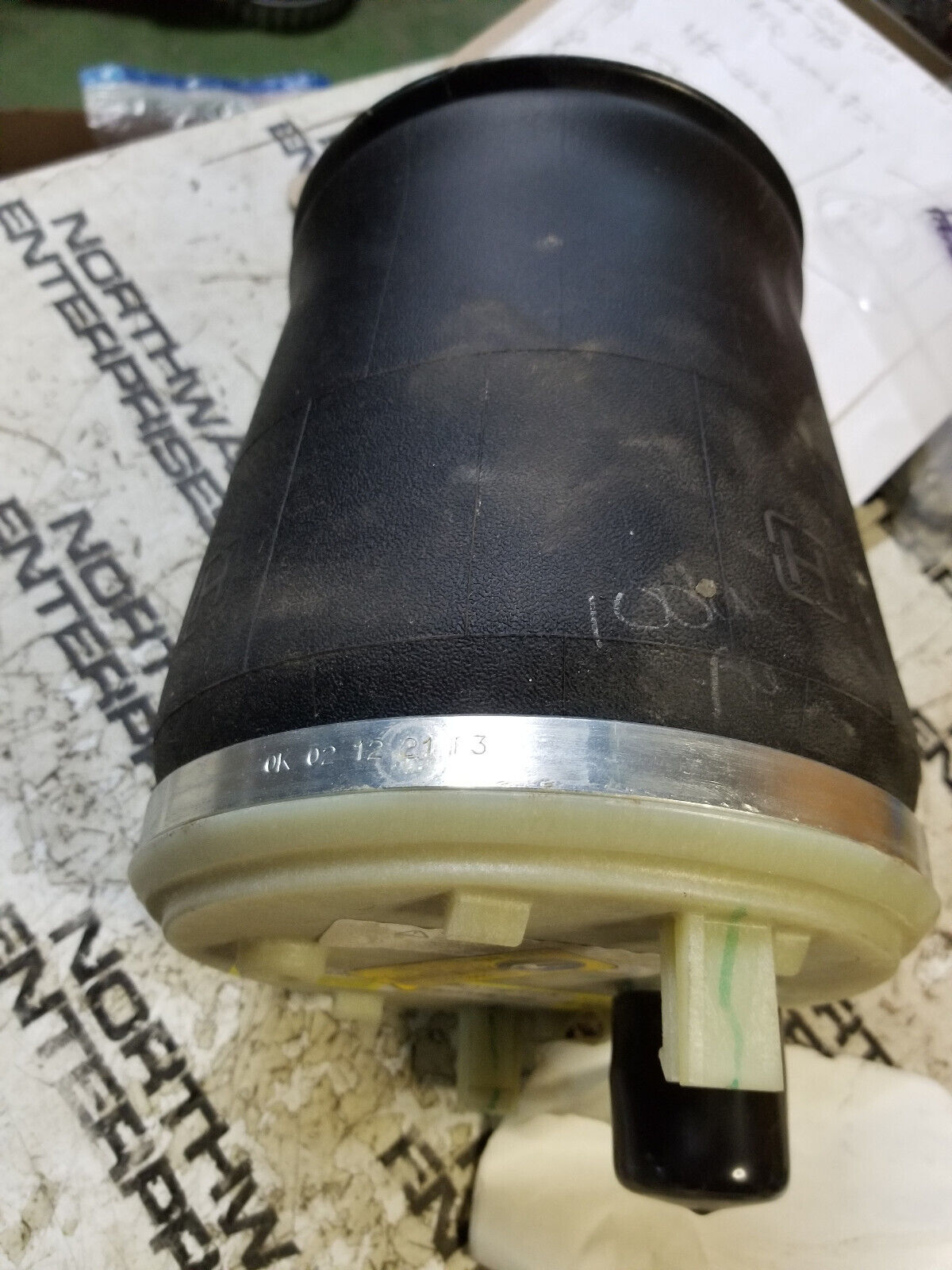 064075-002 BLUEBIRD AIR BAG HENDRICKSON 00055012  AIR SPRING