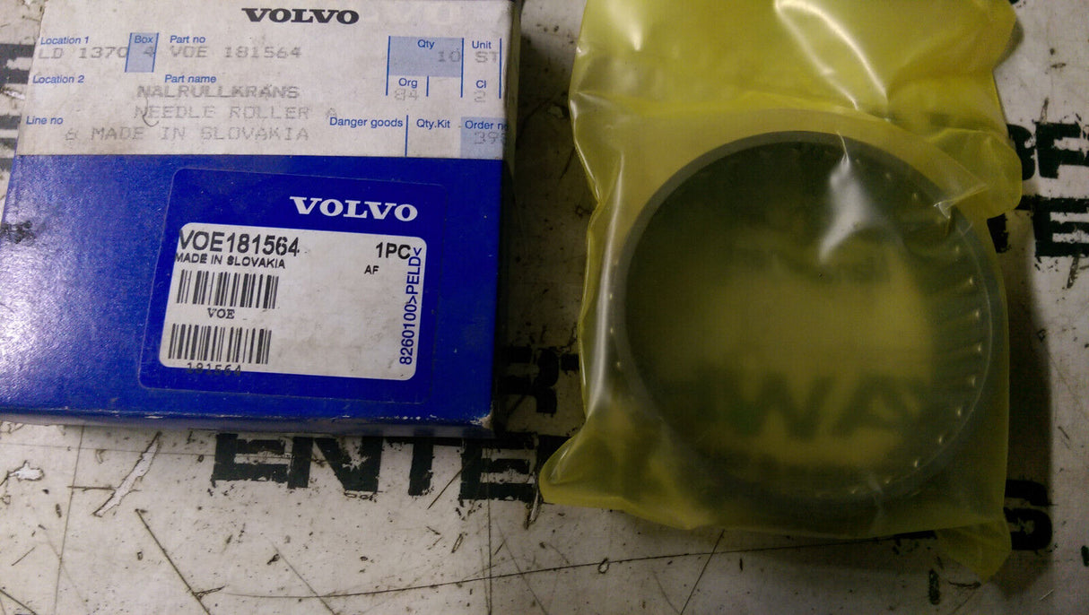VOE181564 VOLVO  NEEDLE ROLLER ASSEMBLY 181564