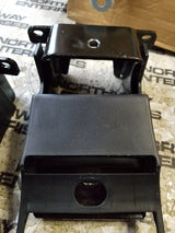 BP0065-019 RUNNING BOARD BRACKET PACK 2 BRACKETS AS SHOWN