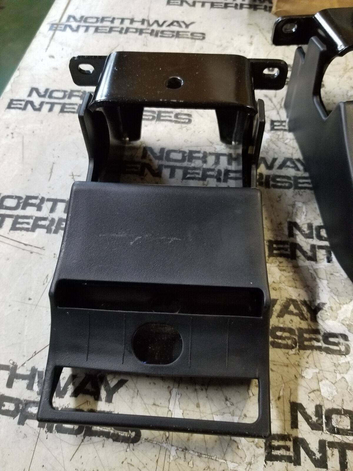 BP0065-019 RUNNING BOARD BRACKET PACK 2 BRACKETS AS SHOWN