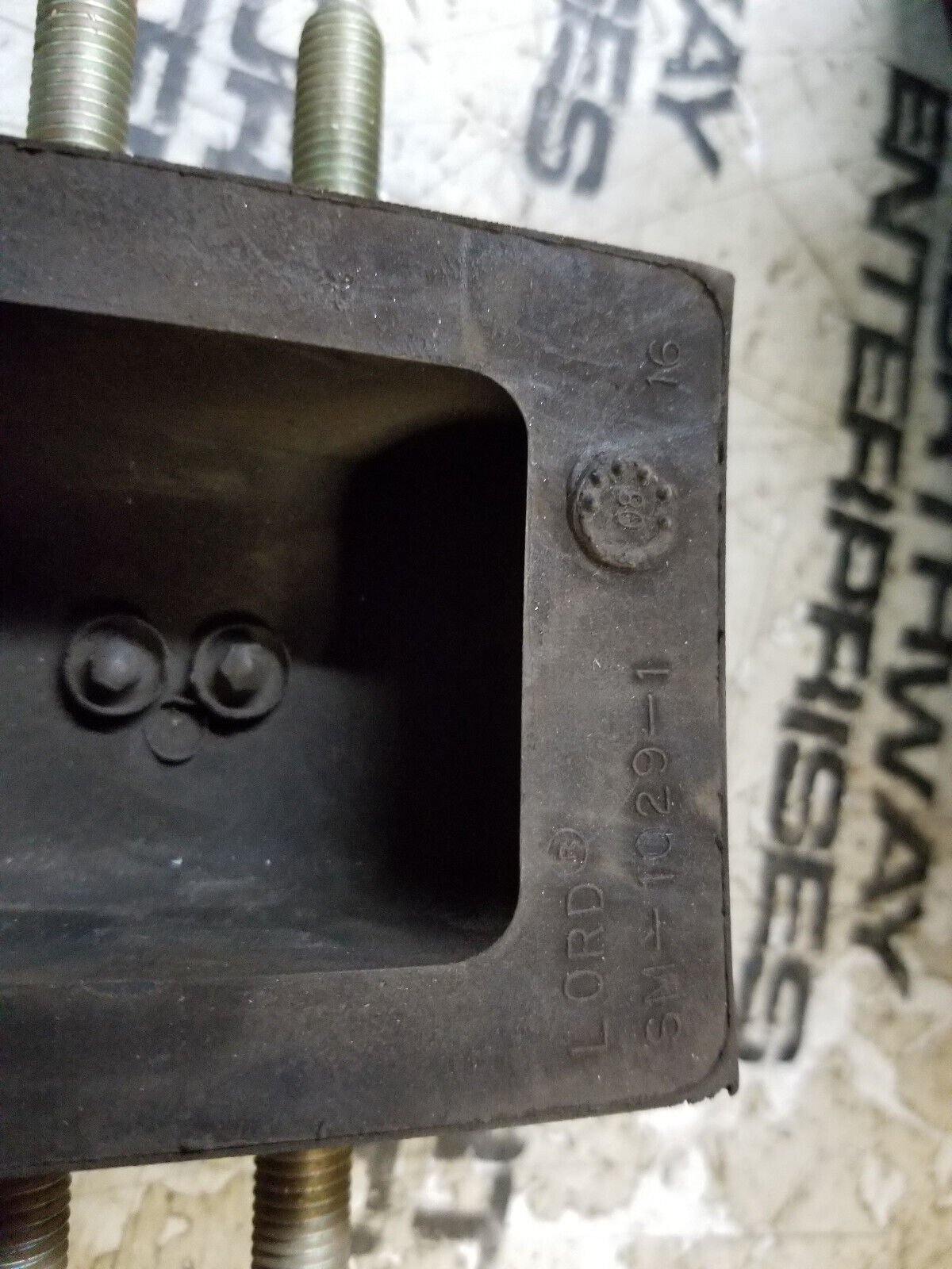 Mack 20QL331M Truck Step Insulator NOS