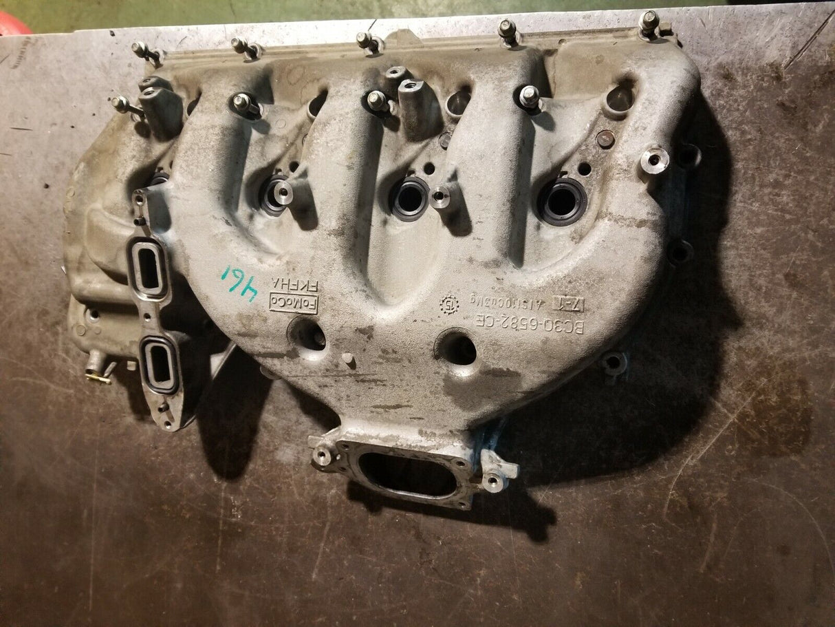 2011-2016 ENGINE VALVE COVER DRIVER RIGHT FORD F350 6.7L BC3Q-6582-CE