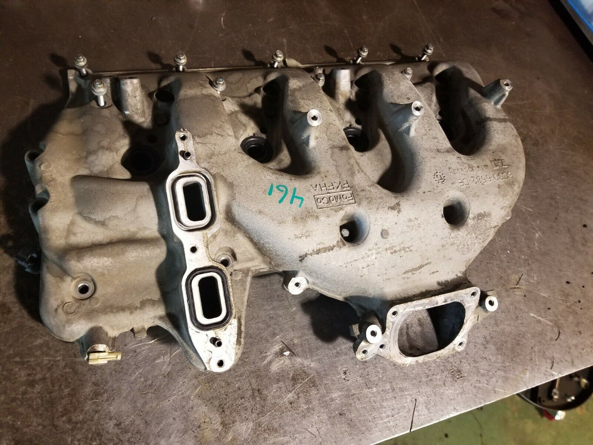 2011-2016 ENGINE VALVE COVER DRIVER RIGHT FORD F350 6.7L BC3Q-6582-CE