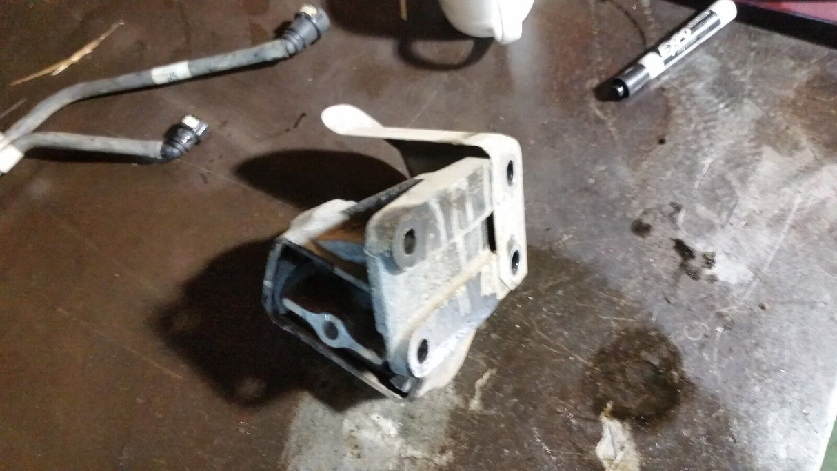 6.7L 6.7 Cummins Engine Mount Bracket RH / Passenger side