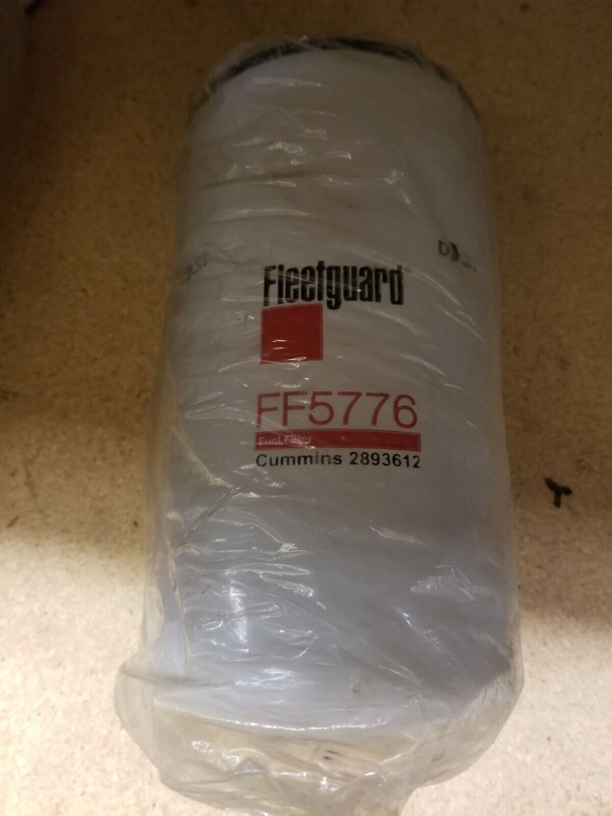 Fleetguard FF5776 Fuel Filter
