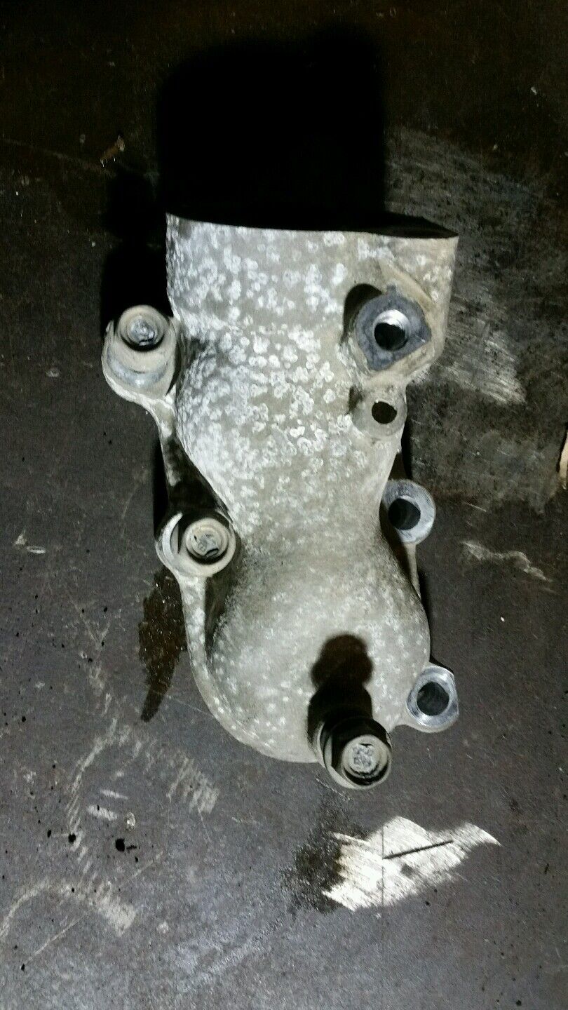 97361881 2005-2010 6.6 DURAMAX TURBO LLY LBZ LMM DIESEL Thermostat Housing