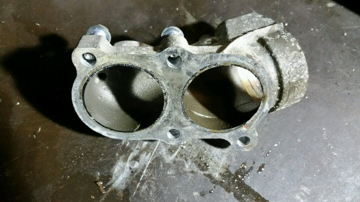 97361881 2005-2010 6.6 DURAMAX TURBO LLY LBZ LMM DIESEL Thermostat Housing