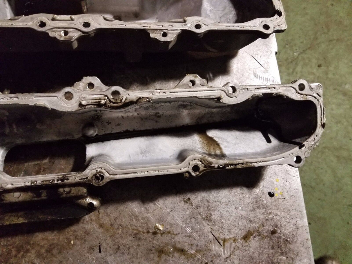 01 02 03 04 2001 2002 2003 Duramax LB7 Intake Manifold LH and RH Side Set of 2