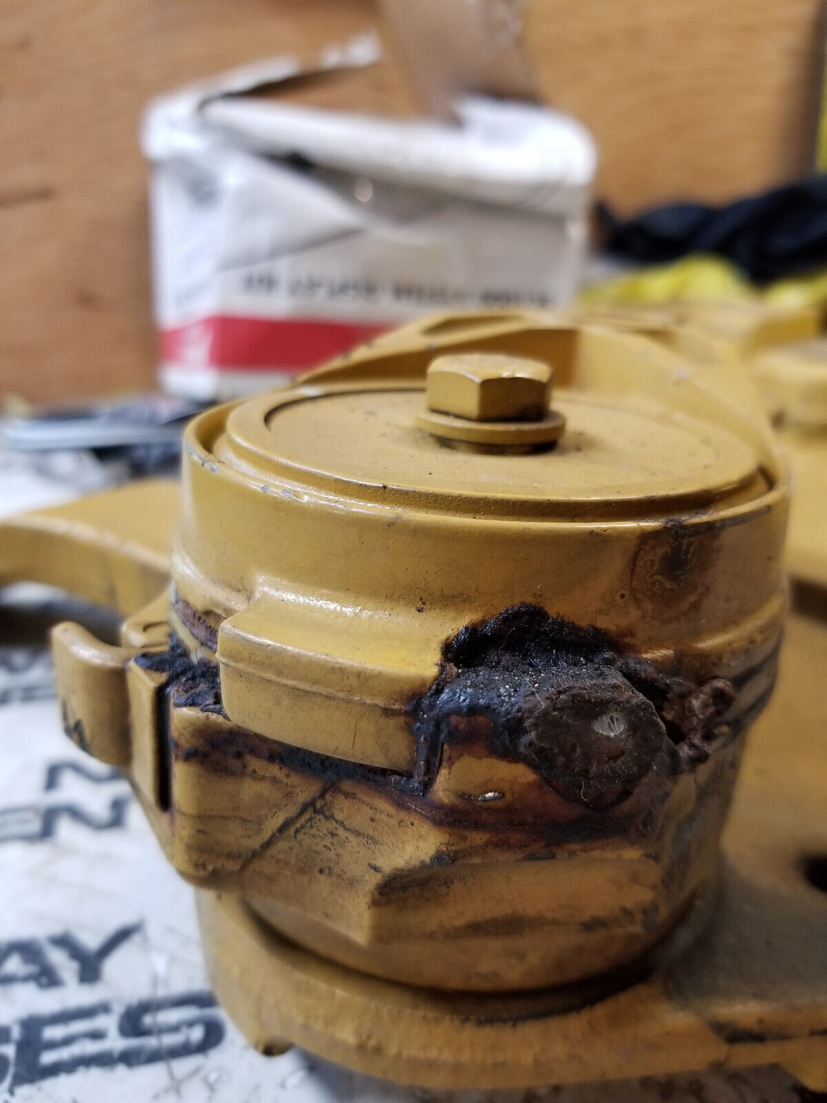 CATERPILLAR 189-2448 1892448 PLATE BRACKET