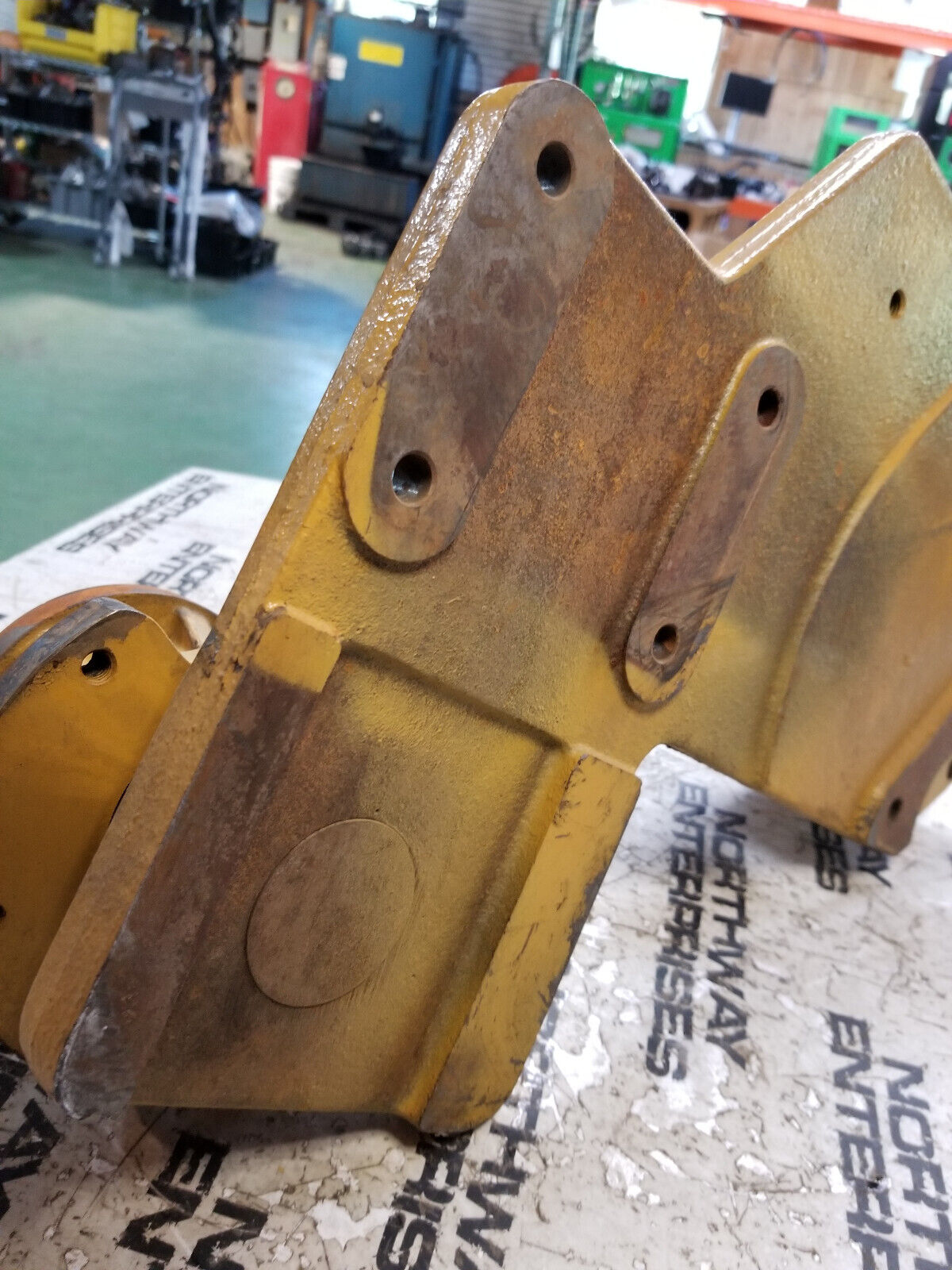 CATERPILLAR 189-2448 1892448 PLATE BRACKET