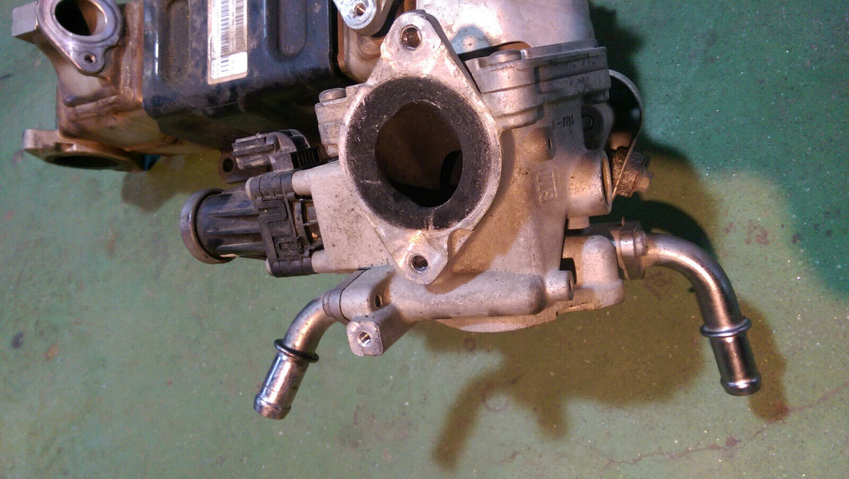 12634051  L5P DURAMAX EGR COOLER OEM USED