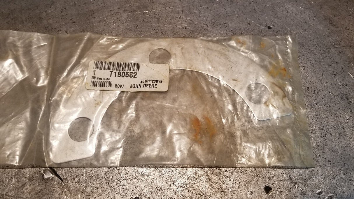 T180582 JOHN DEERE SHIM 450H, 450J, 550H, 550J, 650H, 650J