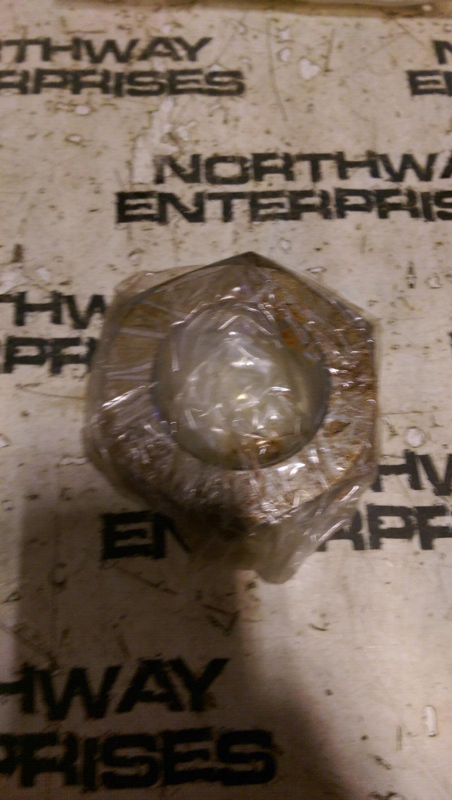 John Deere Nut R64677