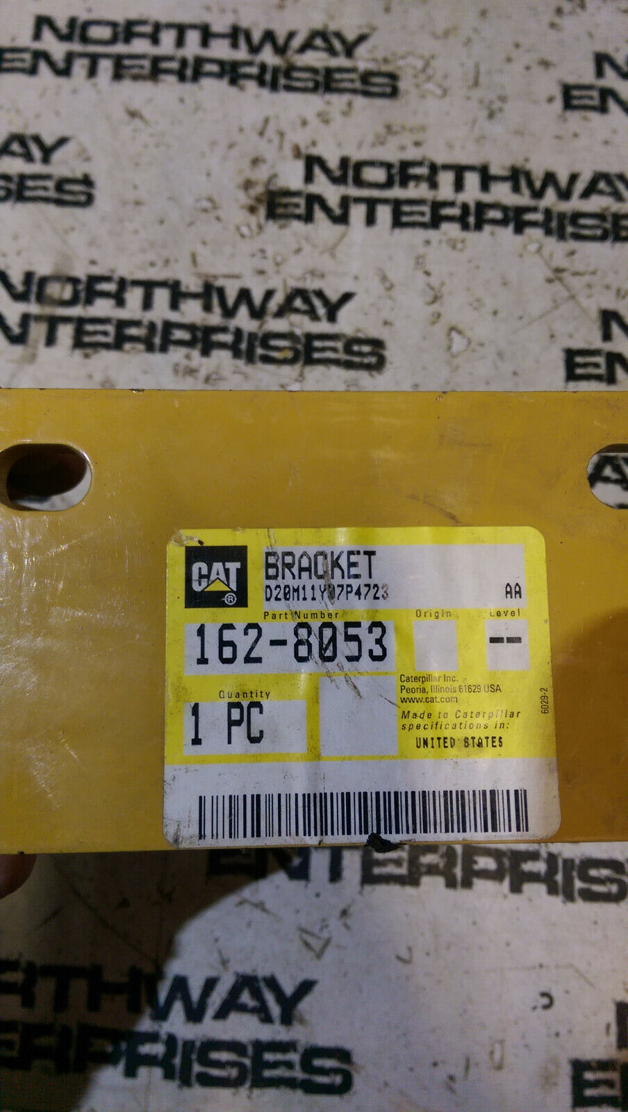 Cat 162-8053 BRACKET