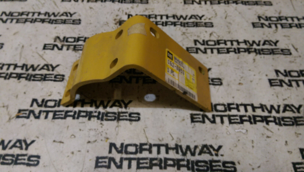 Cat 162-8053 BRACKET