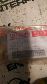 J021295 HITACHI BOLT