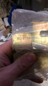 CATERPILLAR 8C-8584: PAWL LOT OF 2 PIECES AS SHOWN