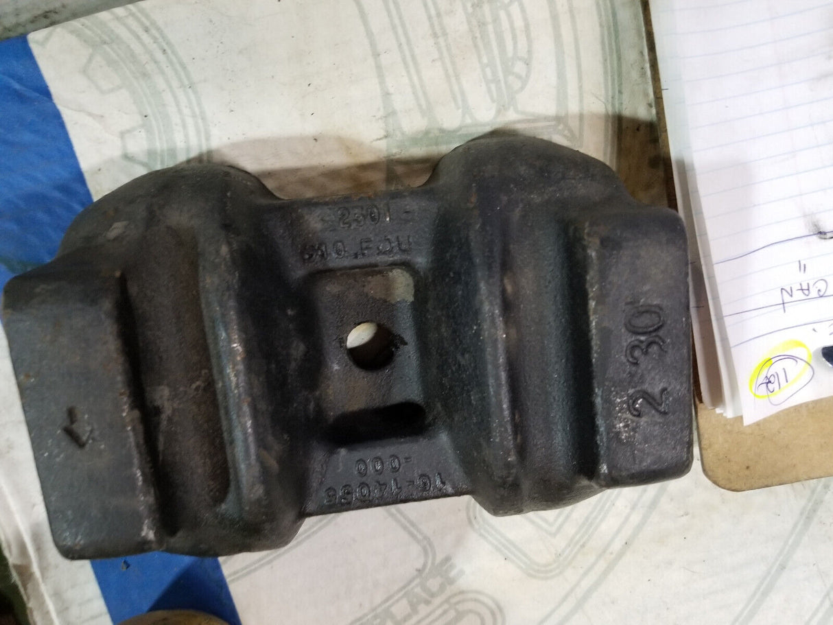 FREIGHTLINER 16-14055-000 - U-Bolt Mount