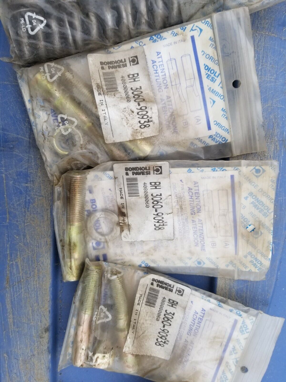 BONDIOLI & PAVESI BH 3060-90938 - QTY 3, 351022370R08 - QTY 3, 408000060 - QTY 1