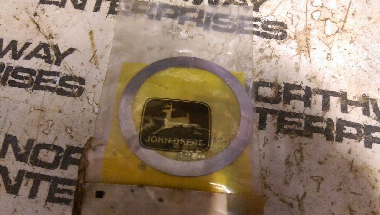 R47595 John Deere SHIM