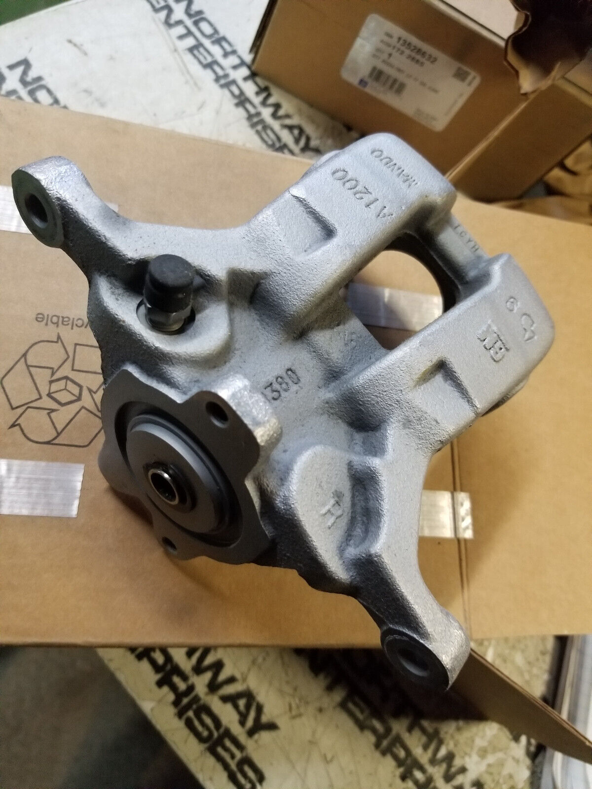 AC DELCO 13528632 BRAKE CALIPER