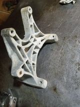 MAXXFORCE DT466E MOUNT BRACKET 7078028C2