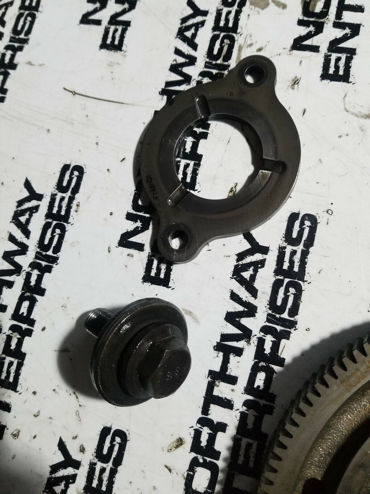 6.7 Powerstroke Camshaft Gear BC3Q-6N251-AD with retainer and bolt