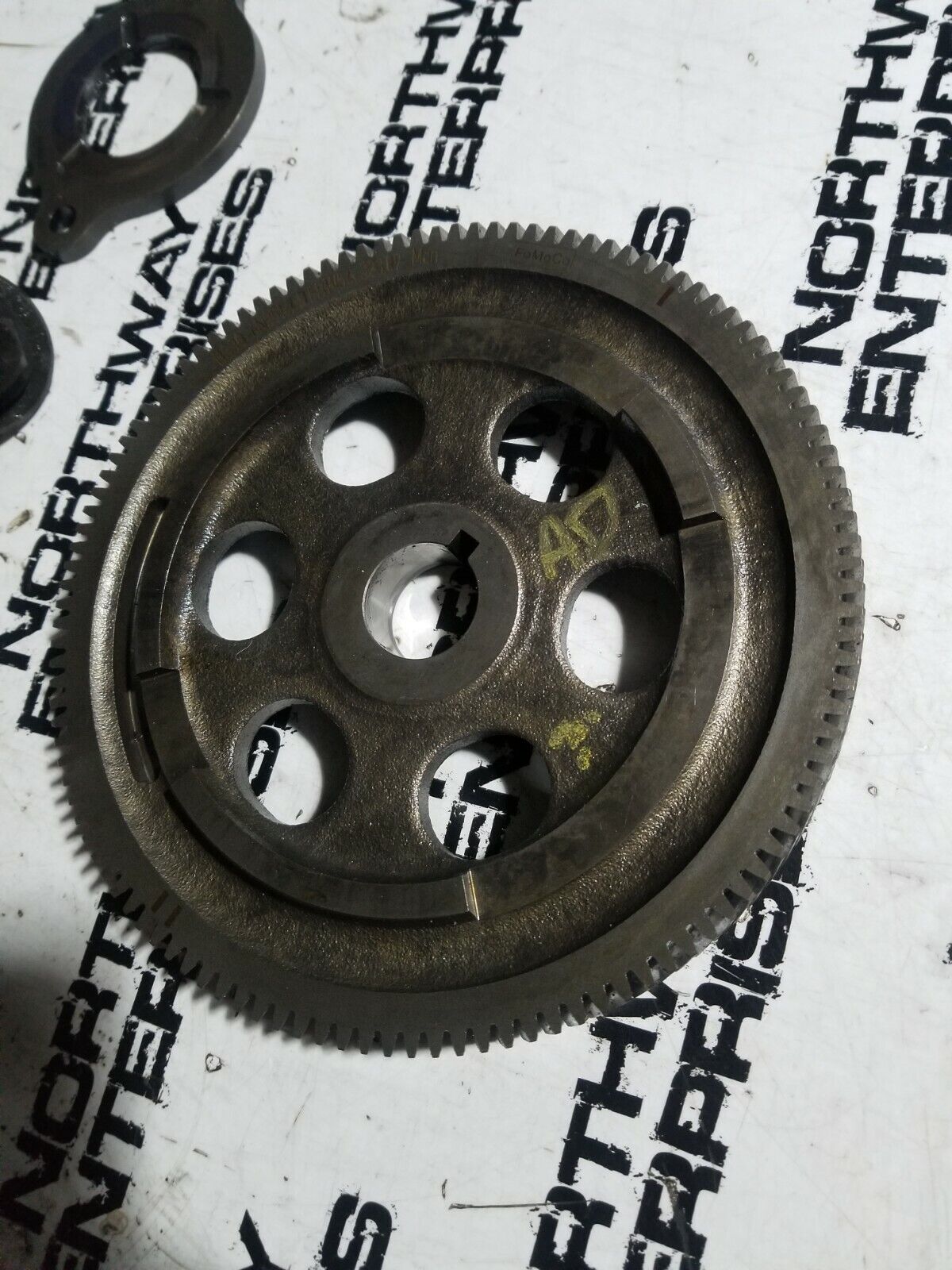 6.7 Powerstroke Camshaft Gear BC3Q-6N251-AD with retainer and bolt