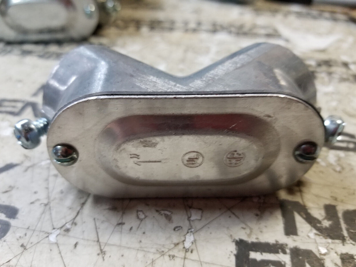 LOT OF 10PC -  1" 90 Degree Pull Elbow BRAND UNKNOWN