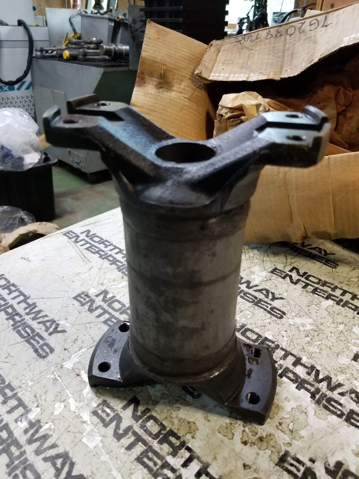 7G-2038 CATERPILLAR 7G2038 SHAFT TUBE YOKE ASSEMBLY