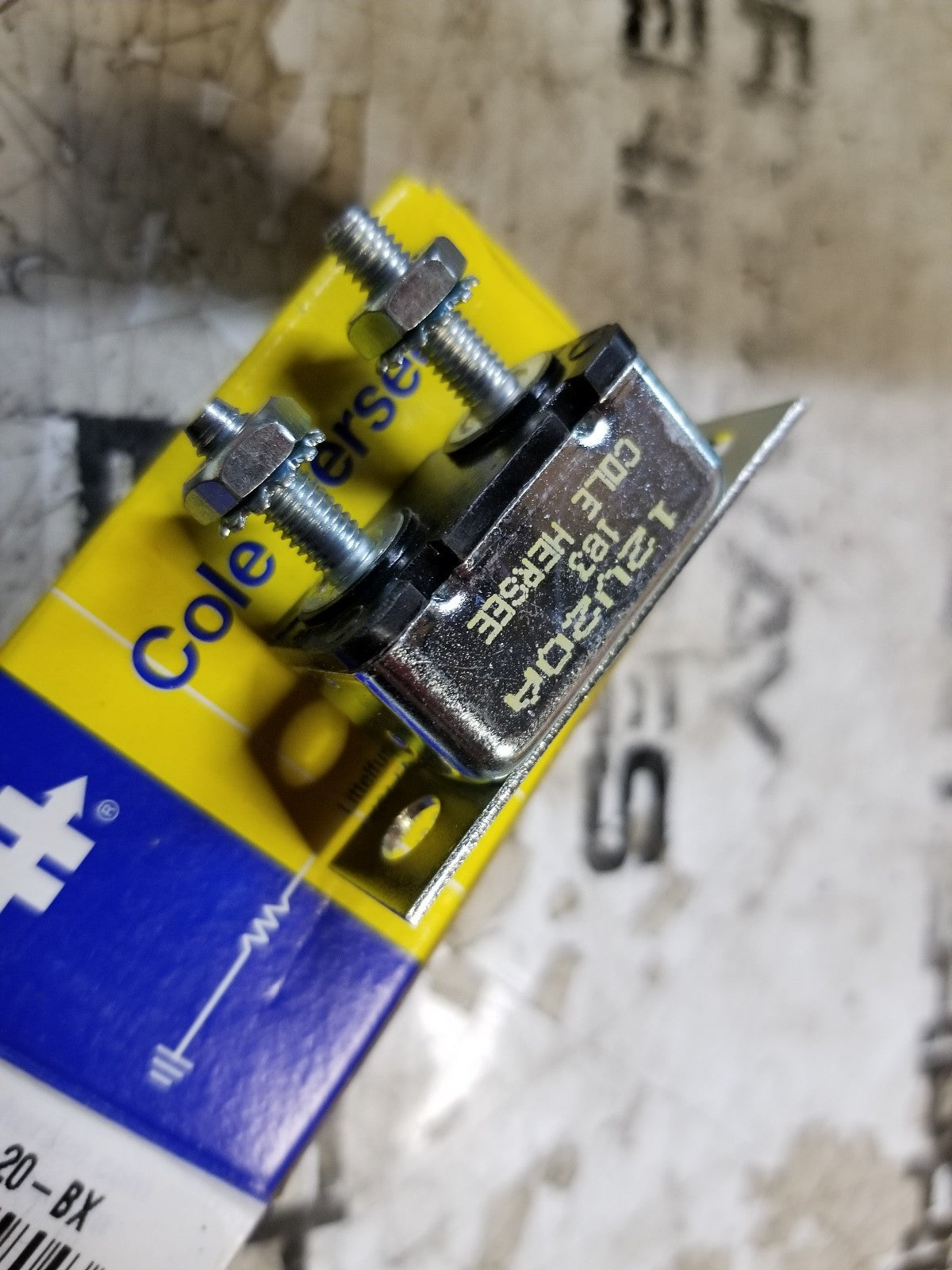 30055-20-BX COLE HERSEE 20 AMP CIRCUIT BREAKER