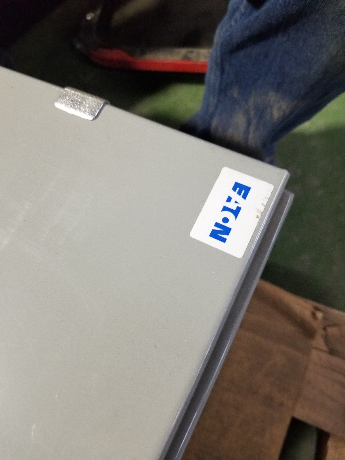 NEW EATON 4238189 PXM6051A1BB-2B-D6 ENCLOSED METER PXM6051A1BB