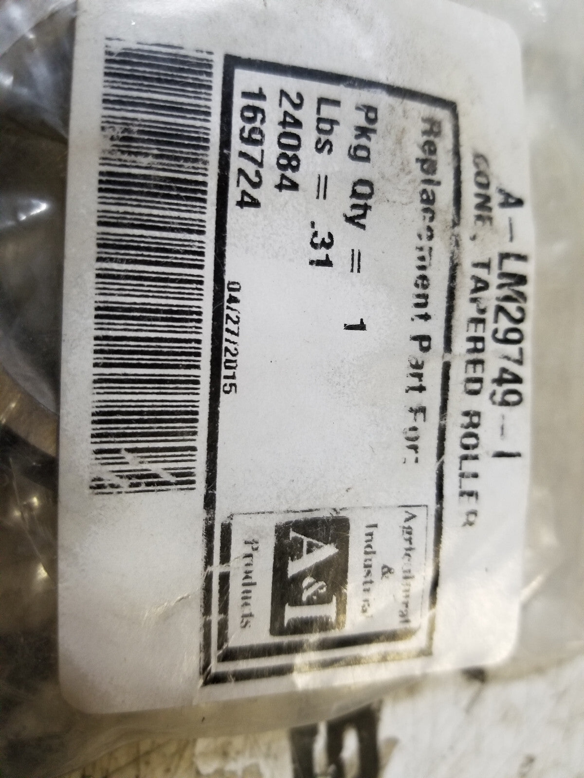 LOT OF 2 BEARINGS LM67048-1 LM29749-1