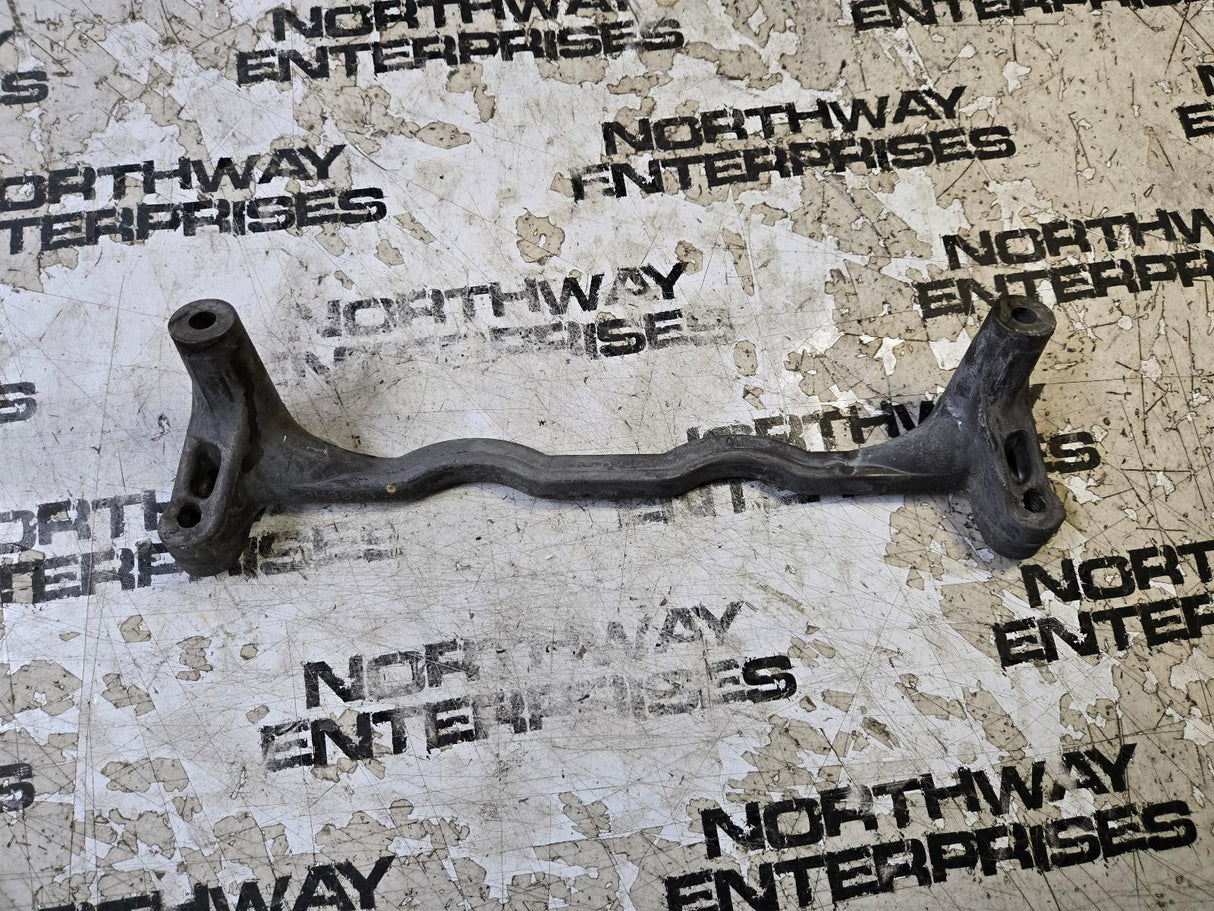 12710641 2017-2023 Chevrolet DURAMAX  6.6L Diesel Injector Fuel Rail Bracket