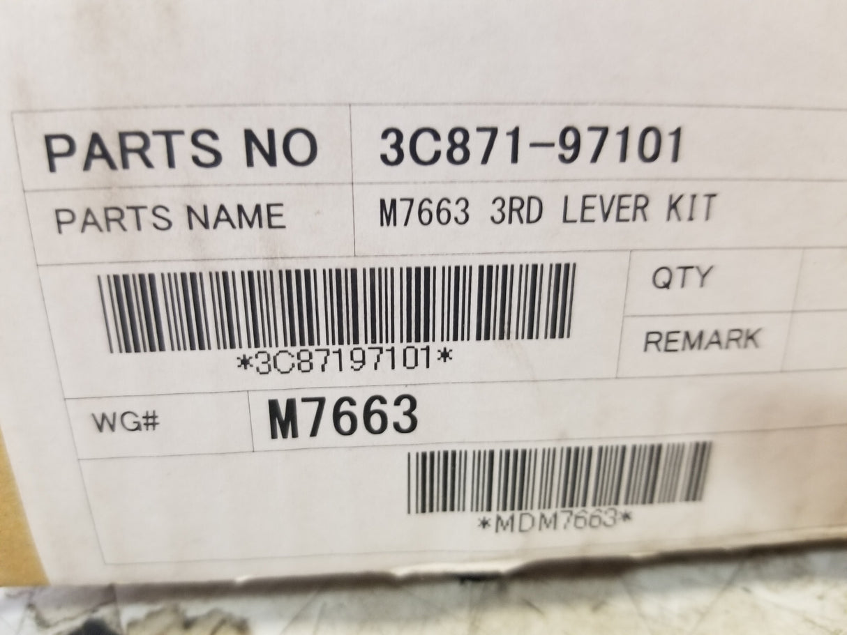 3C871-97101 KUBOTA M7663 3RD LEVER KIT 3C87197101