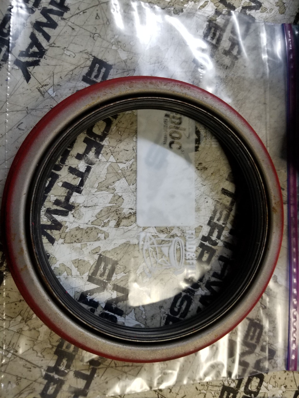 A1205Z1820 PACCAR DRIVE AXLE SEAL