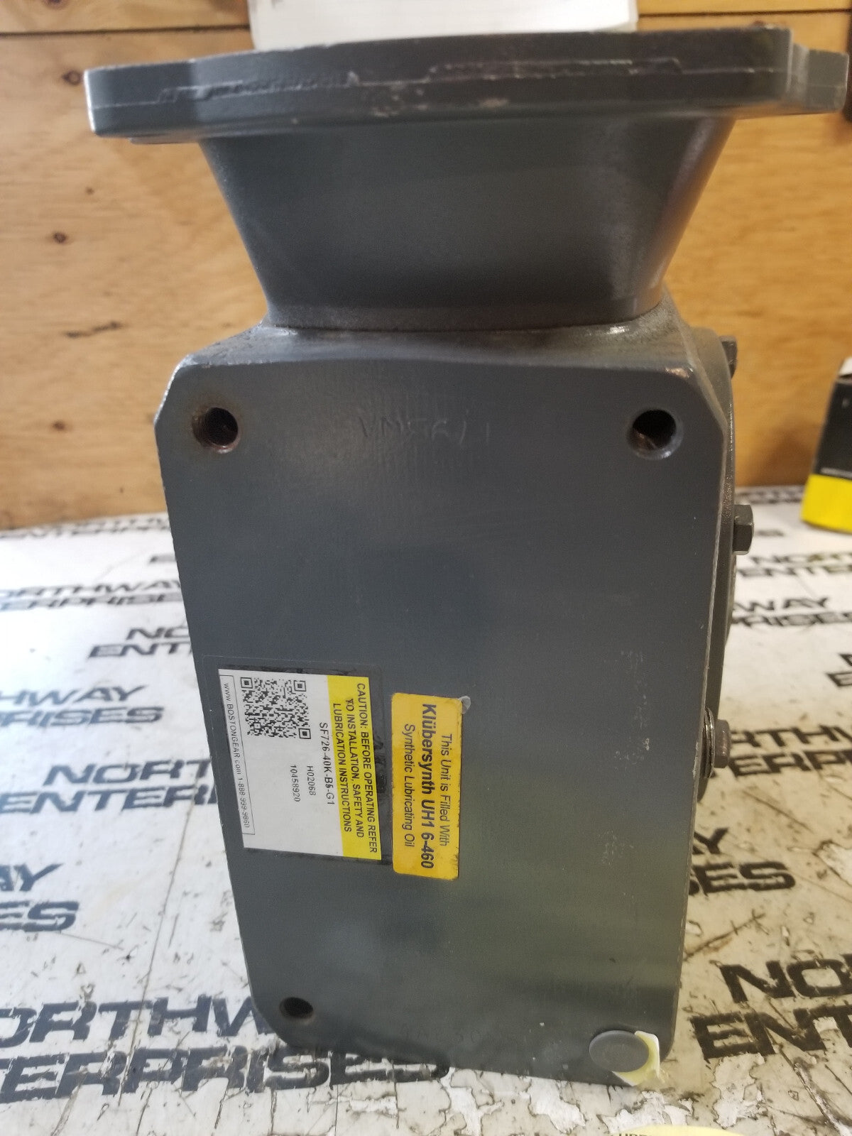 Boston Gear 30275780 H02068 SF726-40K-B5-G1 WORM SPEED REDUCER