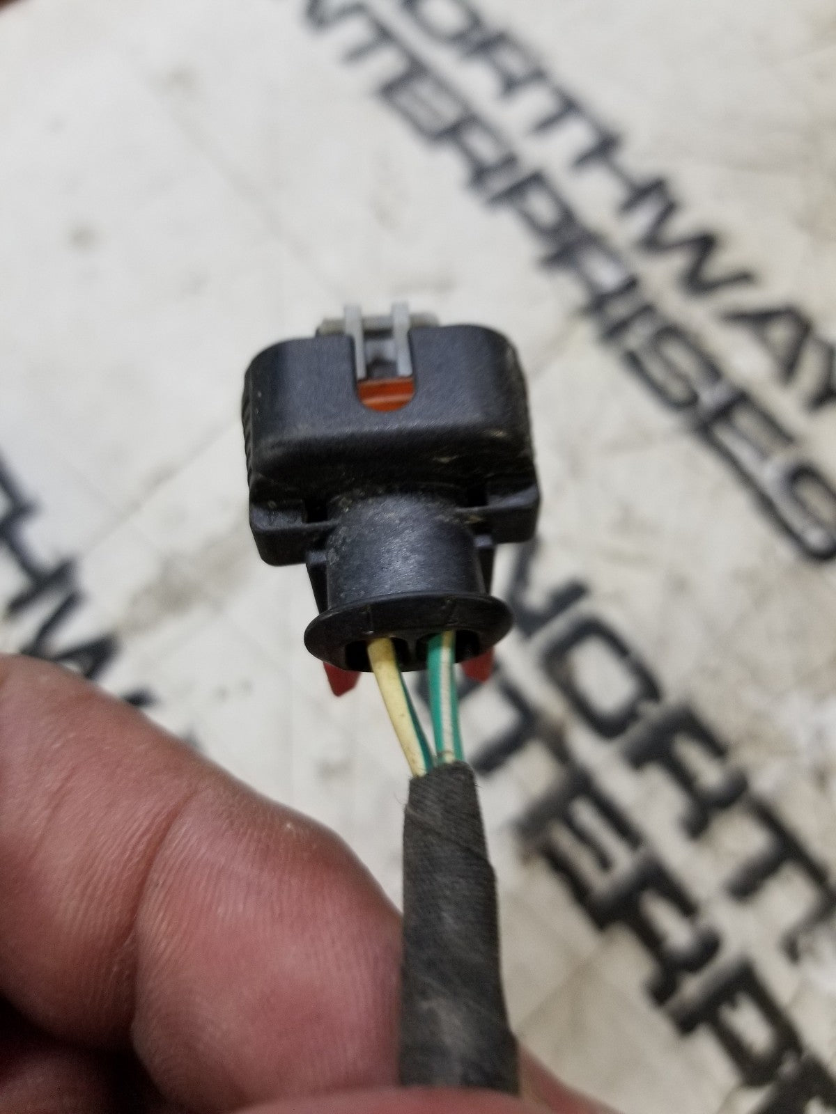 6.6L DURAMAX L5P 2017+ ENGINE HARNESS PIGTAIL 2 SOCKET 2 WIRE INJECTOR CONNECTOR