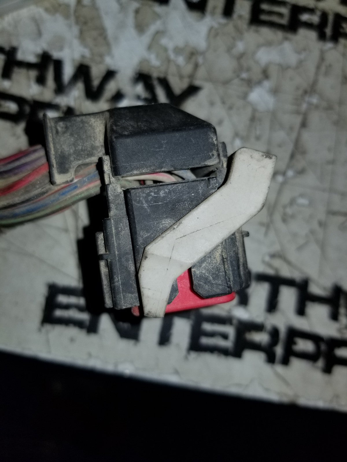 6.0L POWERSTROKE ENGINE HARNESS PIGTAIL CONNECTOR