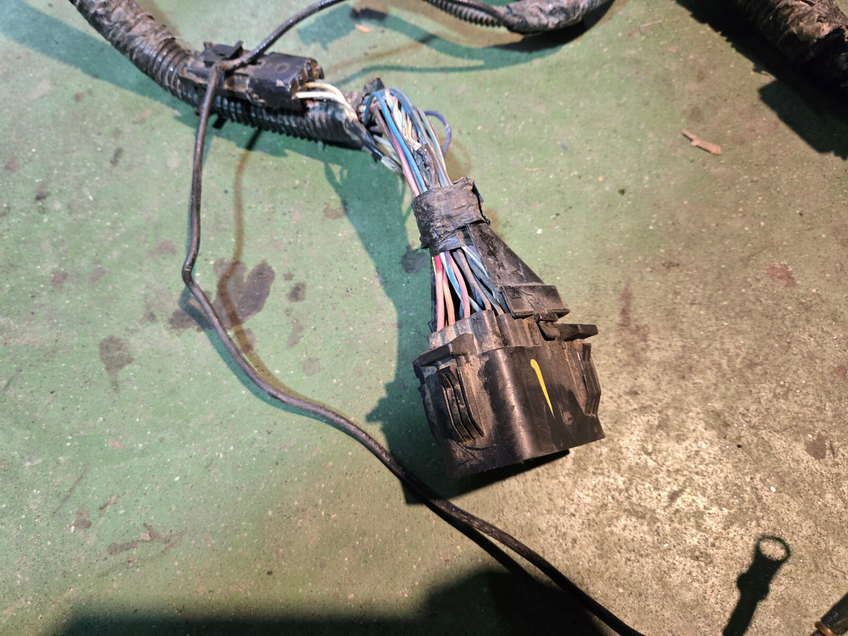 6.7L CUMMINS ENGINE HARNESS FOR PARTS 4945369