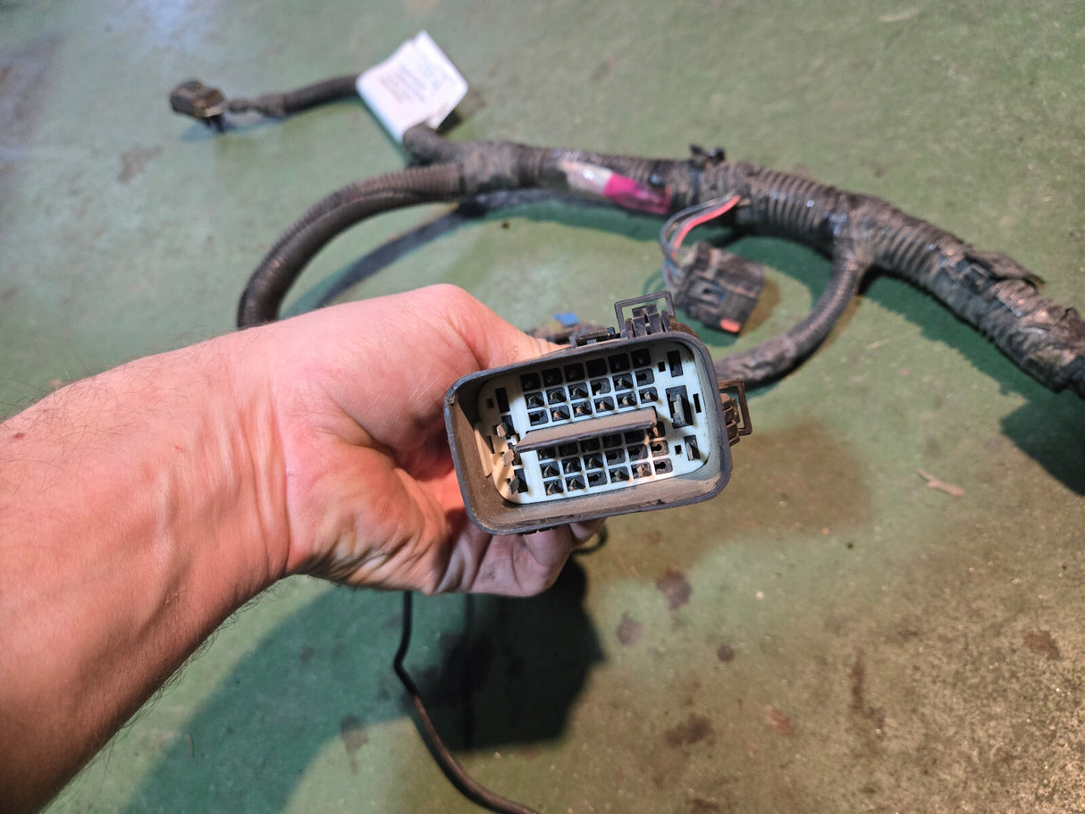 6.7L CUMMINS ENGINE HARNESS FOR PARTS 4945369
