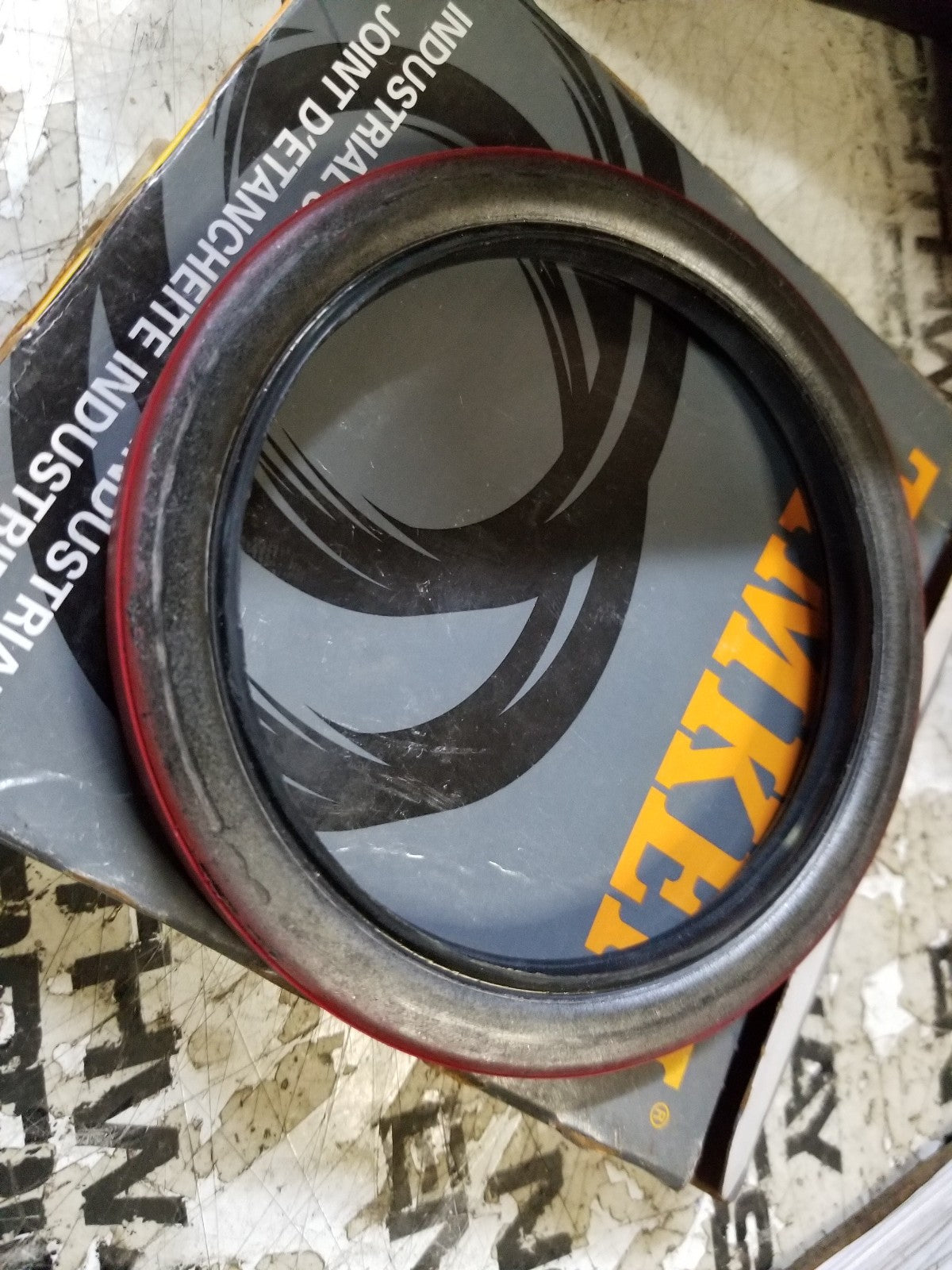 415035 TIMKEN SEAL 4.000 in Shaft Dia., 5.004 in OD, 0.469 in Overall Width